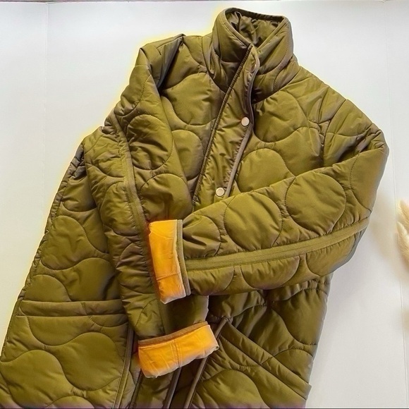 J.Crew Quilted Cocoon Puffer With PrimaLoft Jacket Coat Green - Picture 3 of 12